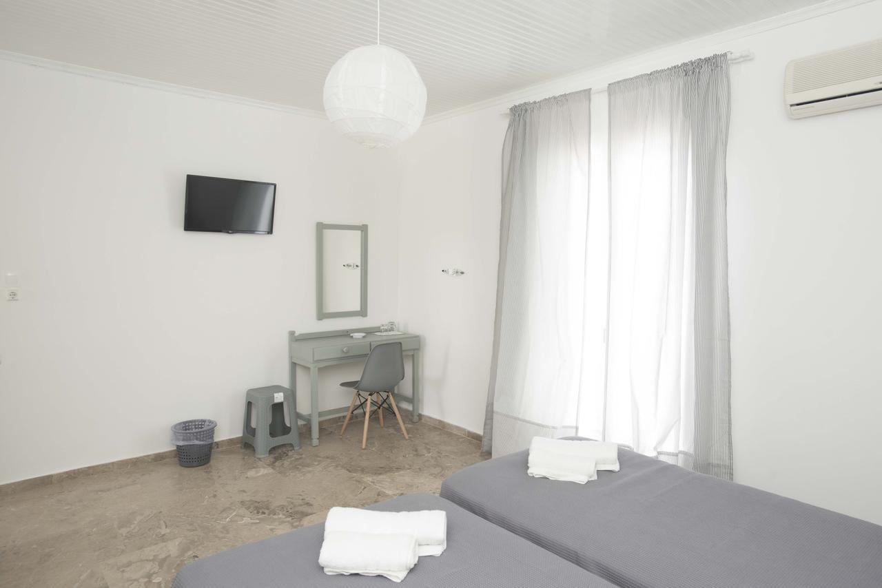 Hotel Finikas Methoni  Extérieur photo